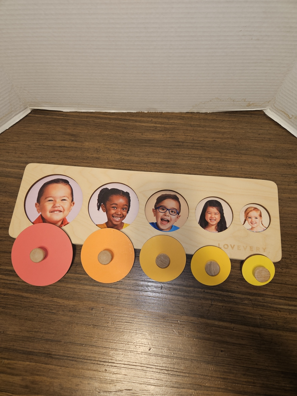 Lovevery Wooden Circle of Friends Puzzle 13-15 months